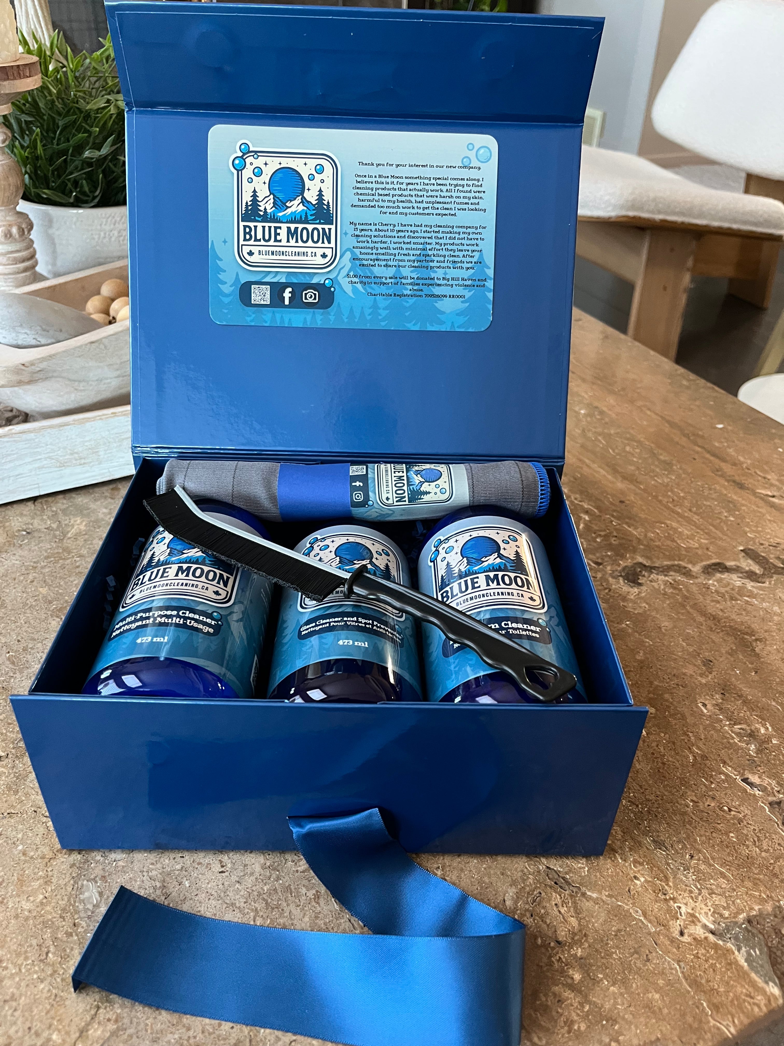 BLUE MOON CUSTOM GIFT BOXES